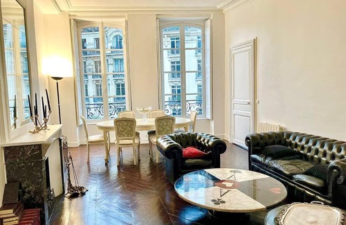 6th Arrondissement Apartment | Exclusive Suite Parisian Palace