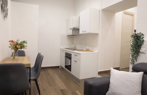 Chiaia Apartment | Exclusive use apartment, one of the most elegant and central streets in Naples