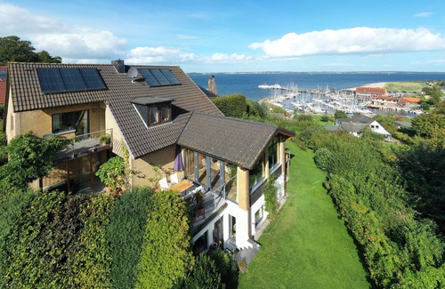 Langballigholz Apartment | Exclusive vacation apartment, absolutely quiet, with fantastic sea views, close to the beach.