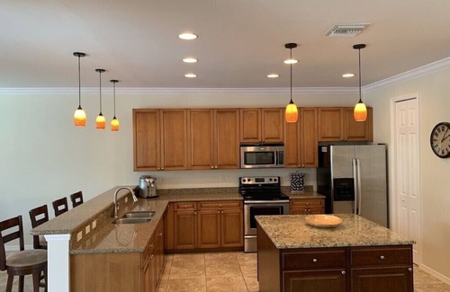 Yacht Club Villa | Exclusive villa 5,200 SF,7BR,pool/central loc./5min. Beach/boat 3 min Gulf