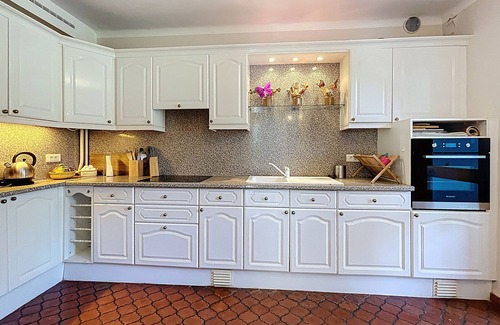 Cap-d'Antibes Villa | Exclusive villa for 8 in Cap d'Antibes seafront