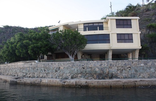 Santa Marta Villa | Exclusive VILLA in front of the sea-Private pool