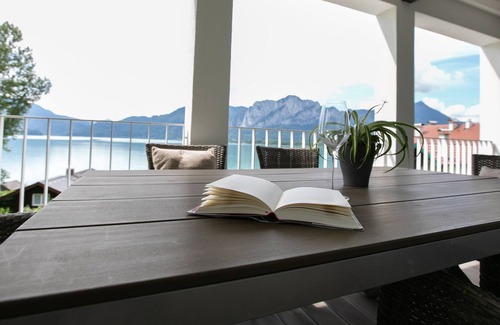 Innerschwand House | Exclusive villa with lake view