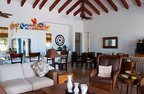 Savannah Sound Villa | Exclusive Windermere Island, Pool, Beach, Tennis, Whatavue, Eleuthera