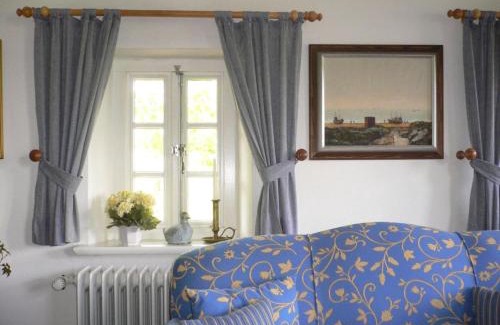 Wangerland Apartment | - Exclusively restored Gulfhof