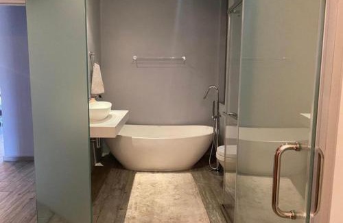 Sandown Apartment | Executive 2-bed in sandton city