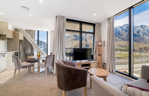 Frankton Apartment | Executive 2 Bedroom Apartment Remarkables Park