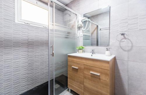 Fuengirola Apartment | Executive Apartment with Balcony - High-End Paseo Marítimo Fuengirola