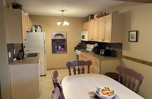 East Kootenay Condo | Executive family condo on Kimberley ski hill - your mountain getaway