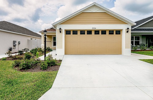 Wildwood Villa | Executive Golf Course across the street! King, 2 Queens, Queen sofa, Pets ok!