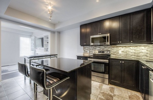 Brampton House | Executive Home - Brampton (Greater Toronto Area)