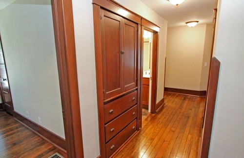 Syracuse House | Executive Home directly across from Syracuse Lake! Sleeps 10!