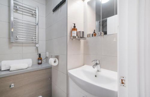 Brompton & Hans Town Apartment | Executive Sloane Apartment 810