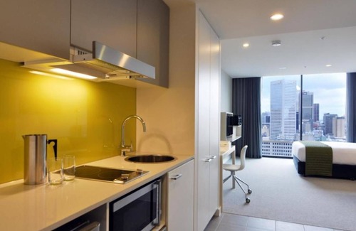 Melbourne Central Business District Apartment | Executive Studio Apartment on Bourke Street Melbourne CBD