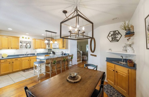 Grand Rivers Condo | Executive Two Bedroom Pond View Condo