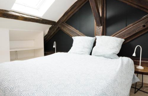 Suresnes Apartment | EXIGEHOME - Beau duplex-15 min Paris/La Défense/Champs Elysées