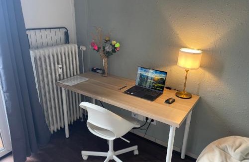 Tannenbusch Apartment | Exklusiv Küche Office Streaming Minibar