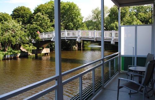 Otterndorf Apartment | Exklusive Ferienwohnung mit Blick auf die Historischen Häuser der Altstadt