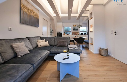 Juist Apartment | Exklusive Ferienwohnung mit Süd-terrasse, Garten und Sauna!
