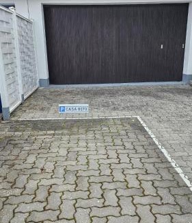 Monikaviertel Apartment | Exklusive Maisonette 91 qm 4 Zimmer 1-9 Personen in Ingolstadt nähe A9, inklusive Parkplatz am Haus, Netflix, Kaffee, Tee, 24-h self-check-in, ideal für Gruppen, Familien und Geschäftsreisende