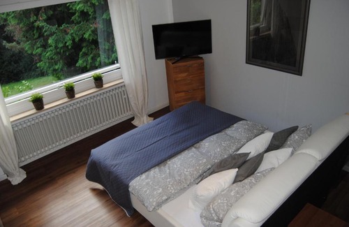 Ohligs Villa | Exklusive Villa am Wald mit Garten, Waldzugang und Sauna