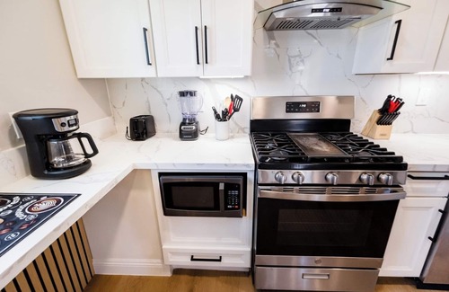 Paradise Hills House | Exotic home Cumberland street by sdstay