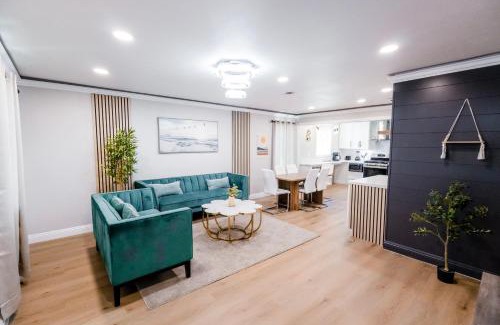 Paradise Hills Villa | Exotic home Cumberland street by sdstay