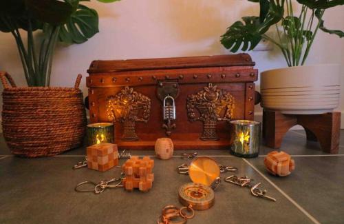 Lizy-sur-Ourcq Apartment | Expérience INSOLITE Love Room & ESCAPE GAME