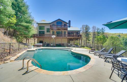 Unaka House | Expansive Home on 16 Acres with Smoky Mountain Views