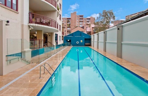 Surry Hills Apartment | Expansive Views From Sydney 1 Bedroom Apartment