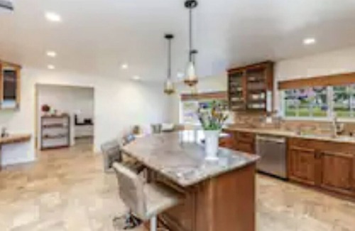 Granada Hills North House | Expansive, welcoming 5-bedroom pool home