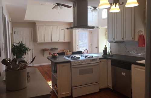 Summerville House | Experience Augusta in 3BR/2Bath Home in Popular Country Club Hills Near National