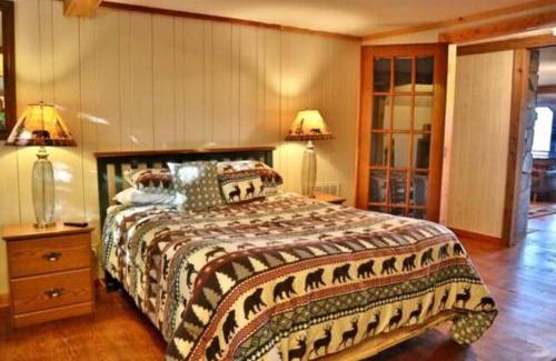 Almond House | Experience breathtaking mountain views at Tsali Sunrise, sleeps up to 8