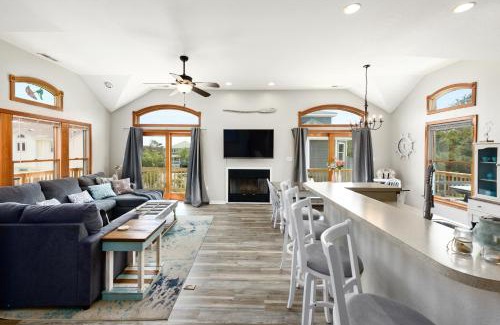 Ocean Sands House | Experience coastal charm at Salty Seahorse - C7500, a spacious 4-bedroom home in Corolla