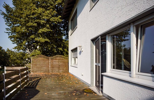 Arnsberg Apartment | "Experience Comfort and Style at Eleganza: Your Perfect Getaway!"