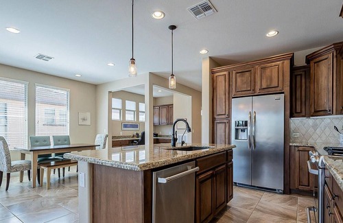 Encanterra House | Experience Comfort: Your Ideal Encanterra 2 bed/2bath Townhome Awaits!