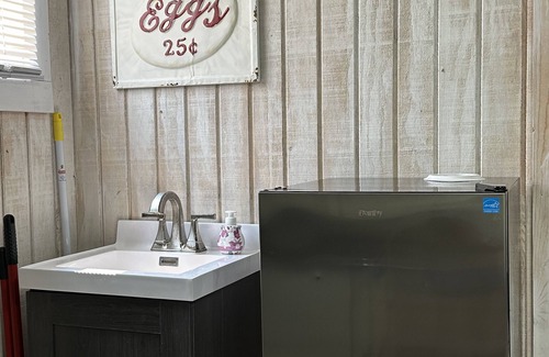 Cornell Cabin | Experience fall along the beautiful Chippewa River