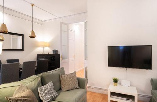 la Vila de Gracia Apartment | Experience local life in the heart of Gracia, Barcelona