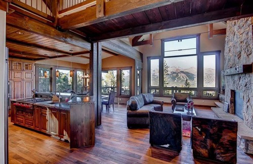 Baldy Mountain House | Experience luxury at Three Sisters Lookout with stunning mountain views!