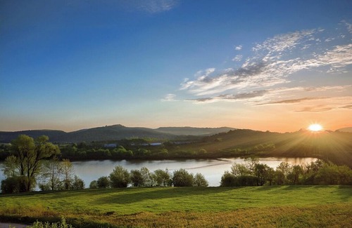 Talmaciu RV Rental | Experience nature up close - overnight stay at the foot of the Făgăraș Mountains