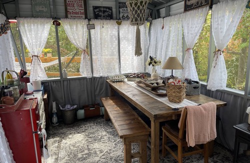 Cherokee House | Experience nature with privacy at Comfort Spot Camp & Cottage!n
