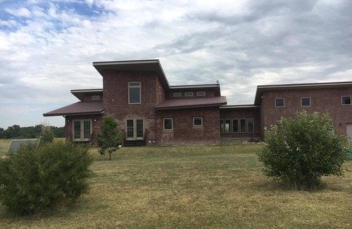 Dodge City House | Experience Prairie Light, your vacation "home on the range".
