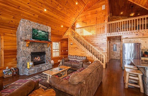 Almond Cabin | Experience serene lake views at the 3-bedroom Morning View Over Lake Fontana Cabin