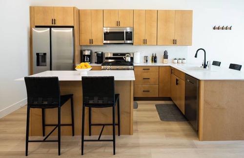 Lakeside Apartment | Experience Simple Montana Luxury.Cottage #2