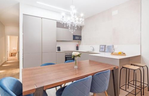 Justicia Apartment | Experience the best of Madrid! Gran Vía Apartment for 6, comfort and style in the heart of Chueca III