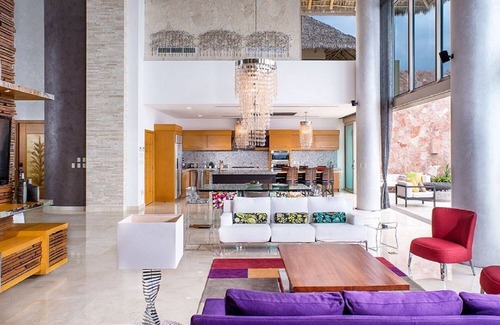 Amapas Condo | Experience the Height of Luxury: Unforgettable Stay in our 3 BR Penthouse