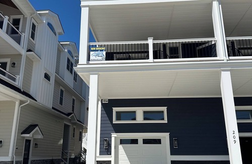 Sea Isle City House | Experience the ultimate vacation with Sharkhouse! In the heart of Sea Isle City!
