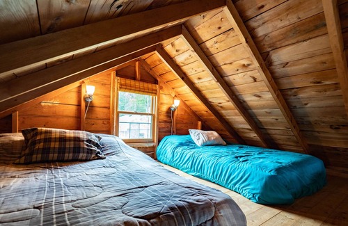 Alden House | Experience Torch Lake