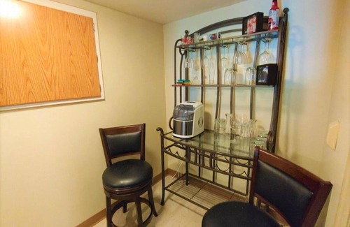 Morristown House | Experience tranquility near Douglas Lake 18 min