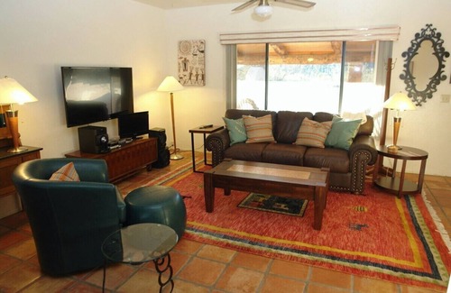 Tanque Verde House | Experience true desert living in this classic Tucson ranch in the Tanque Verde Valley